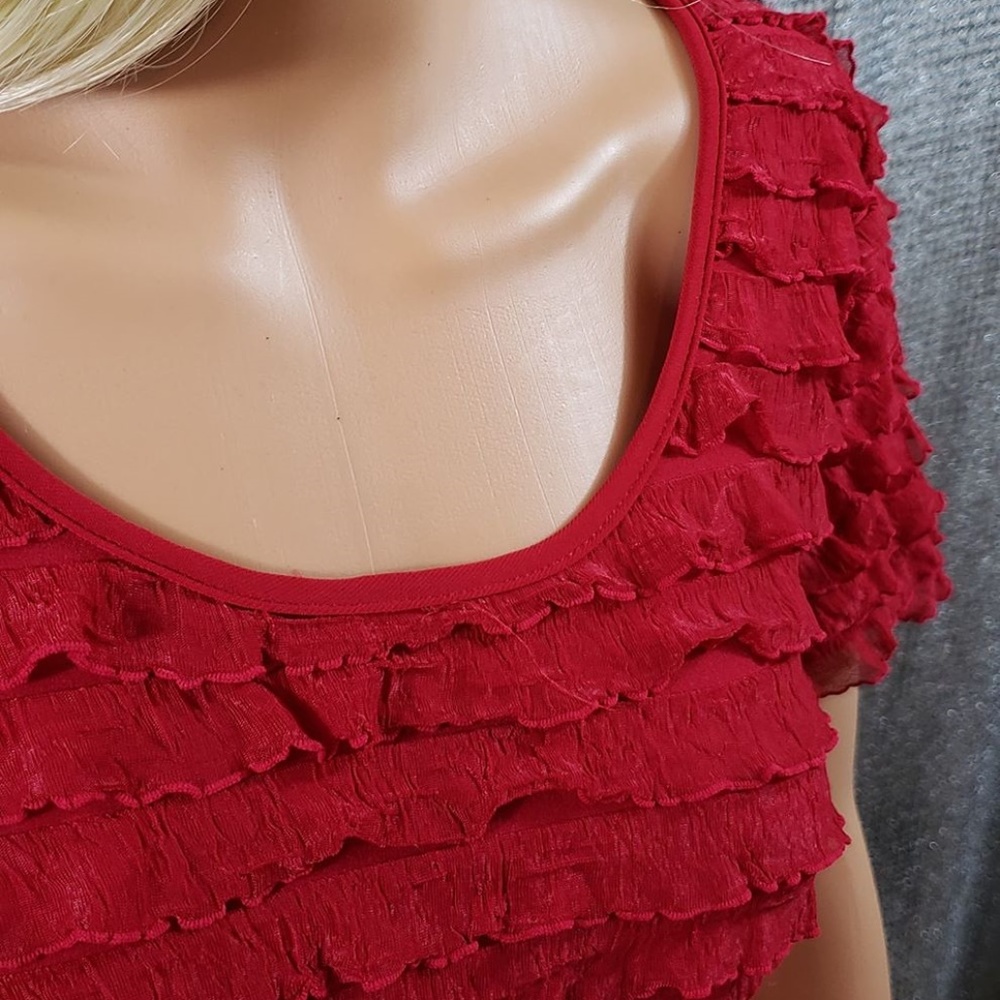Red Layered Ruffle Short Sleeve Blouse - Picture 2 of 3